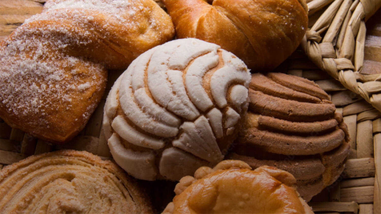 Pan dulce tradicional de la panadería Esquisito Bakery